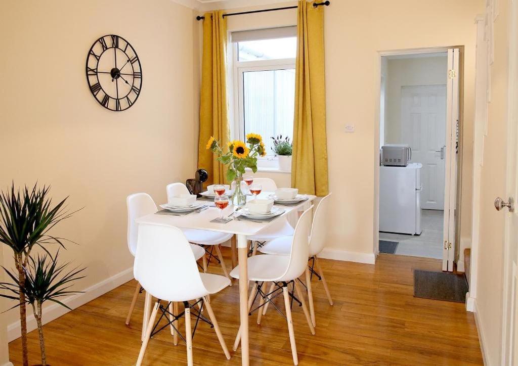 Stylish Norwich Stay Near Cathedral With Parking Εξωτερικό φωτογραφία
